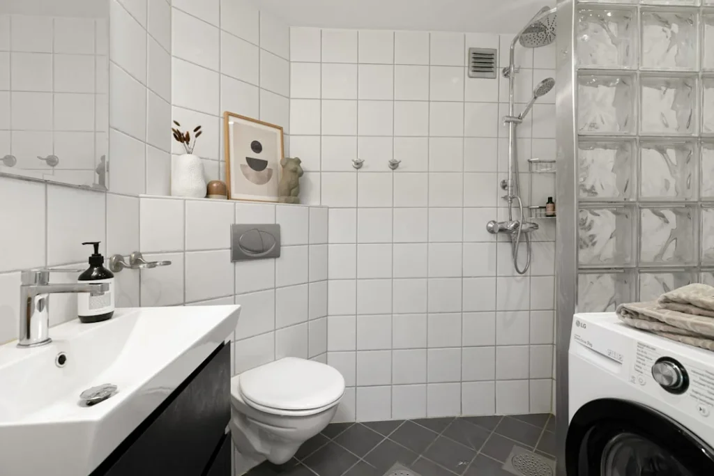 bathroom sustainability for bathroom bliss: your guide to reducing plastic in 2025