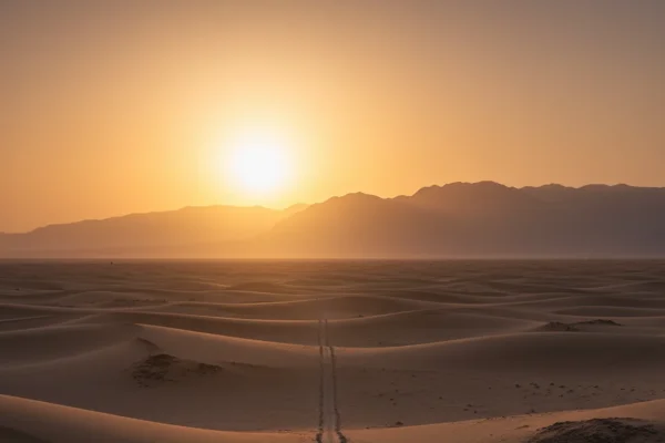 self lifestyle quotes - relevant illustration