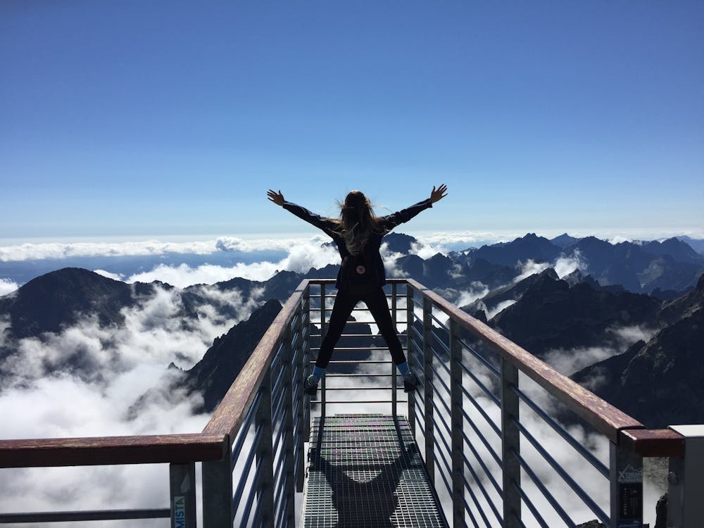Embracing Minimalism: How to Simplify Your Life and Find Joy in Less